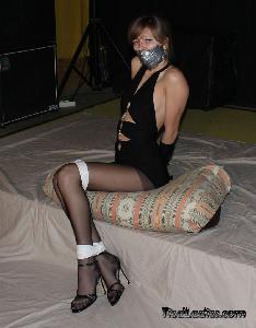 www.tiedladies.com - Oceanee photoset 004d thumbnail